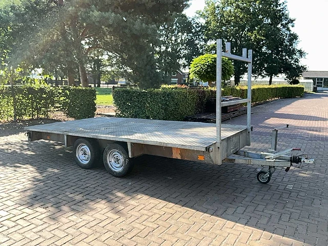 Dubbel asser aanhangwagen - afbeelding 14 van  17