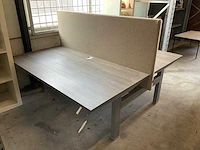 Dubbel bureau met middenscherm - afbeelding 2 van  3