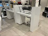 Dubbel nagelstudio meubel - afbeelding 1 van  14