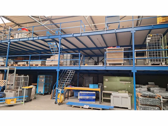 Dubbele entresolvloer 176 m2 - afbeelding 1 van  12
