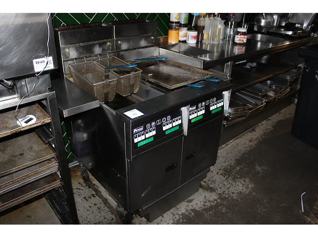 Dubbele friteuse pitco sg14. - afbeelding 2 van  2