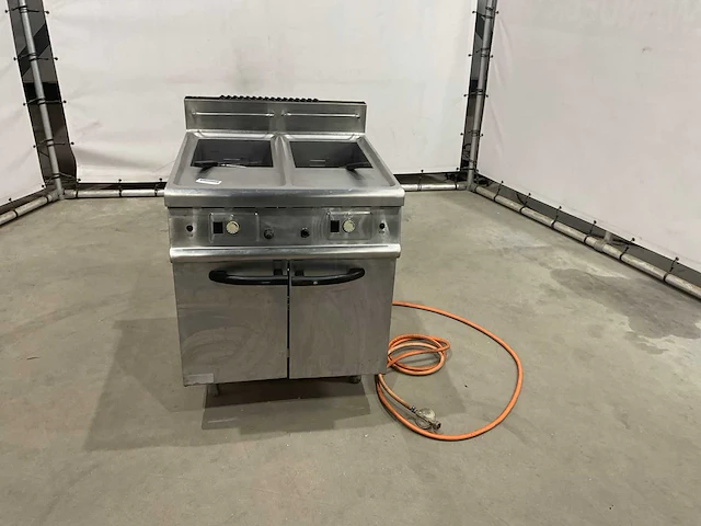 Dubbele friteuse - afbeelding 3 van  8