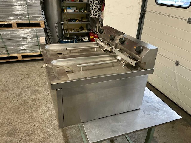 Dubbele friteuse - afbeelding 3 van  5