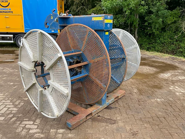 Dubbele hydraulische haspel - afbeelding 4 van  5