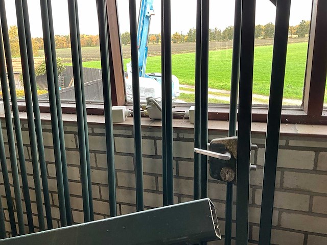 Dubbele poort - afbeelding 7 van  8