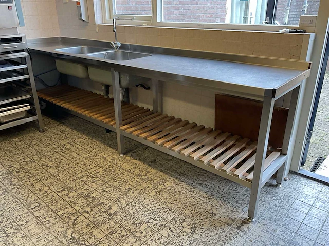 Dubbele rvs spoeltafel 305 cm - afbeelding 1 van  5