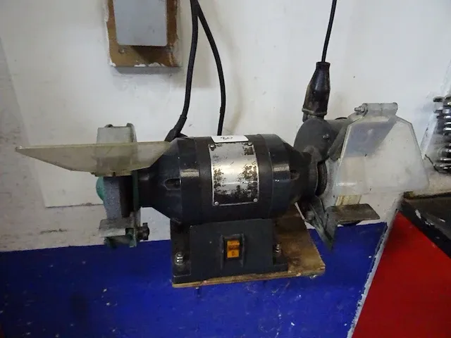 Dubbele slijpmachine - afbeelding 1 van  1
