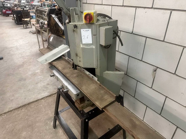 Dubbele verstekzaag machine - afbeelding 3 van  3