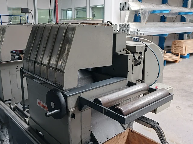 Dubbele verstekzaagmachine elumatec, bouwjaar 1995 - afbeelding 18 van  56