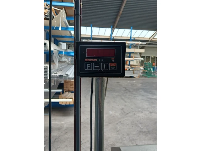 Dubbele verstekzaagmachine elumatec, bouwjaar 1995 - afbeelding 56 van  56