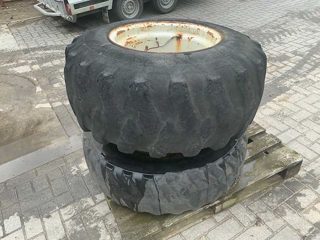 Dubbellucht band op velg - afbeelding 8 van  8