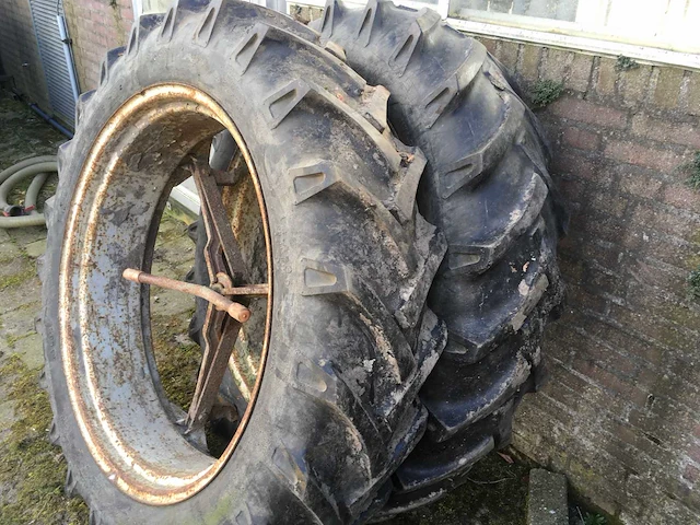 Dubbellucht wielen (2x) - afbeelding 4 van  4