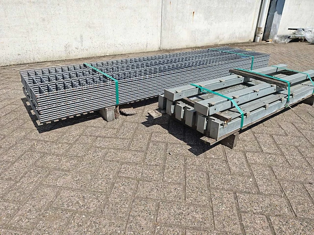 Dubbelstaafs hekwerk gegalvaniseerd 603mm (14x) - afbeelding 1 van  10
