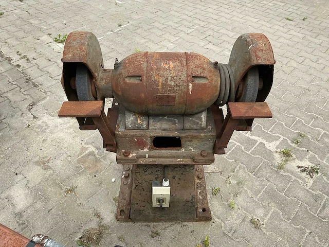 Dubbelsteens slijpmachine - afbeelding 1 van  6