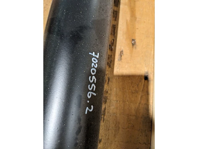 Dubbelwerkende stuurcilinder d=45/90 slag 700 h.o.h. 1050 - afbeelding 4 van  4