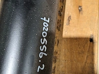 Dubbelwerkende stuurcilinder d=45/90 slag 700 h.o.h. 1050 - afbeelding 4 van  4