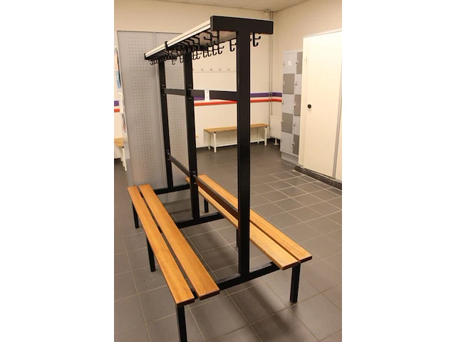 Dubbelzijdige kleedkamerbank met kapstok. afmeting 163 x 87 x 174 cm. - afbeelding 2 van  2
