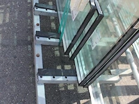 Dubbelzijdige metalen glas/platenbok - 200x100x235 cm - afbeelding 3 van  3