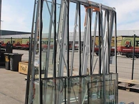 Dubbelzijdige metalen glas/platenbok - 216x120x250 cm - afbeelding 1 van  5