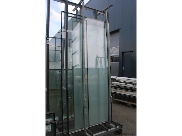 Dubbelzijdige metalen glas/platenbok - 220x100x246 cm - afbeelding 4 van  5