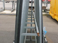 Dubbelzijdige metalen glas/platenbok - 220x100x246 cm - afbeelding 2 van  4