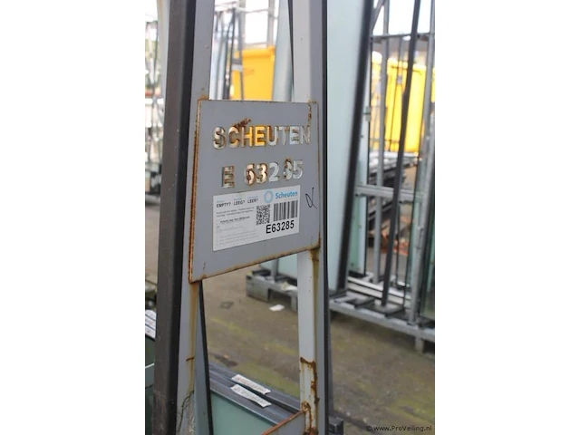 Dubbelzijdige metalen glas/platenbok - 220x120x242 cm - afbeelding 2 van  3