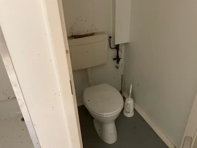 Dubbelzijdige sanitairunit - afbeelding 6 van  20