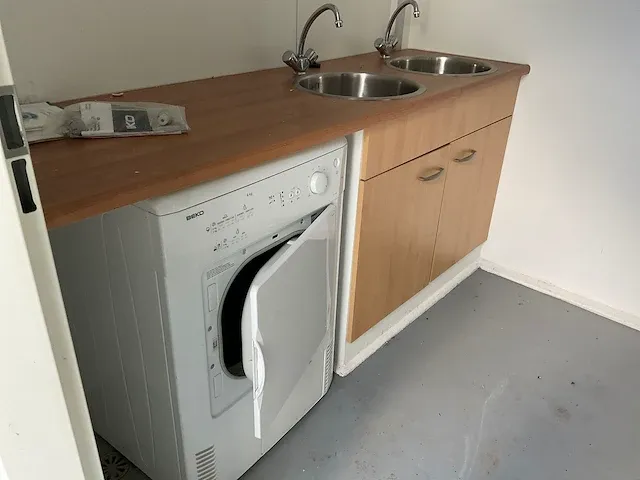 Dubbelzijdige sanitairunit - afbeelding 9 van  21