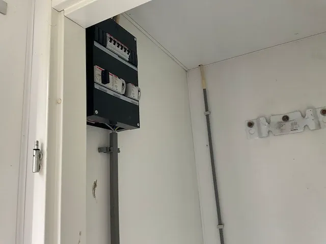 Dubbelzijdige sanitairunit - afbeelding 20 van  21