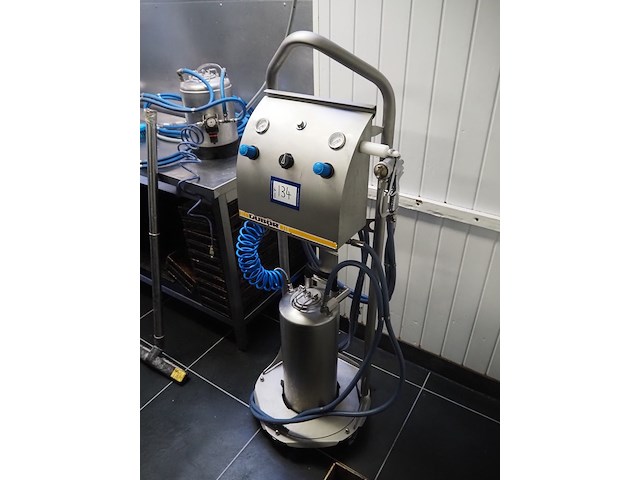 Dubör - afbeelding 2 van  8