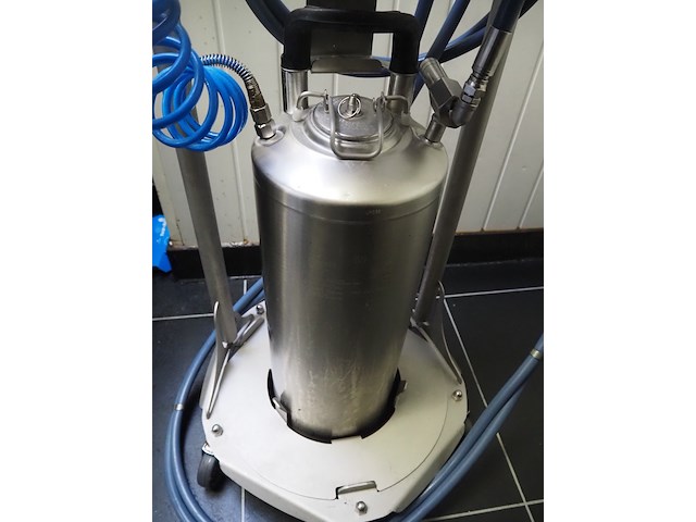 Dubör - afbeelding 5 van  8