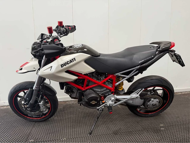 Ducati - hypermotard - 1100 - motorfiets - 2009 - afbeelding 1 van  20