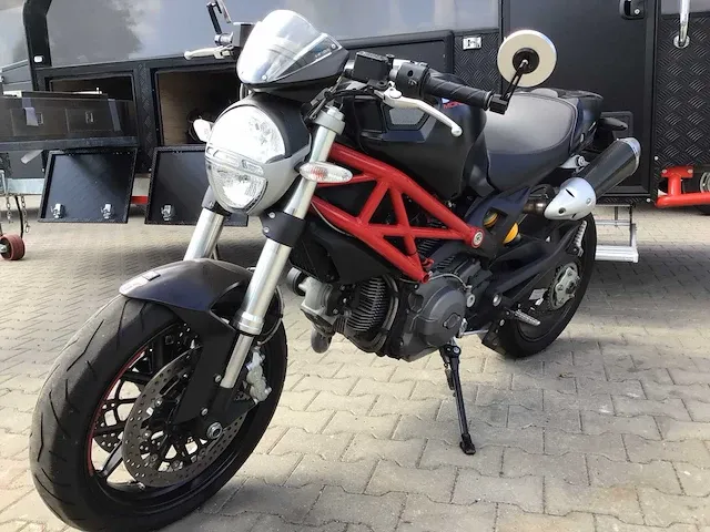 Ducati - race - monster 796 abs - motorfiets - afbeelding 10 van  26