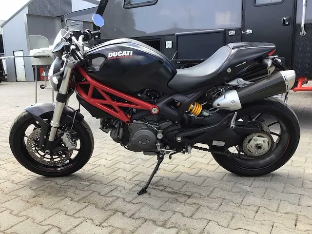 Ducati - race - monster 796 abs - motorfiets - afbeelding 21 van  26