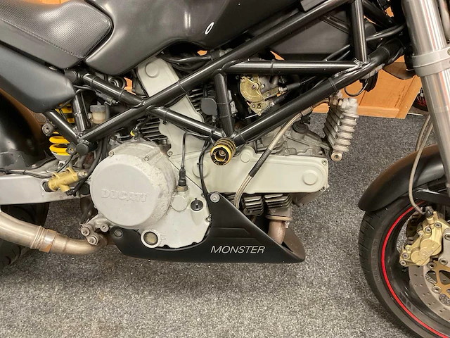 Ducati tour monster motorfiets - afbeelding 2 van  14