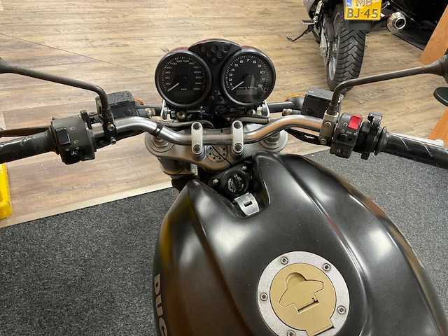 Ducati tour monster motorfiets - afbeelding 6 van  14