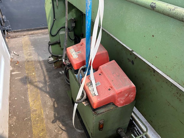 Ducci - piegatrice 3x2000 - folding machines - 2001 - afbeelding 9 van  11