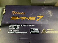 Ducky shine 7 toetsenbord - afbeelding 3 van  3
