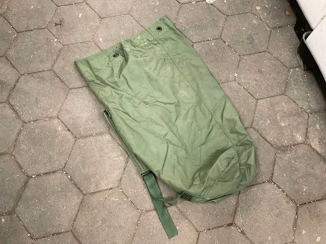 Duffel bag (177x) - afbeelding 1 van  4