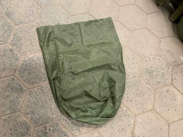 Duffelbag with zipper (75x) - afbeelding 1 van  5