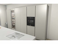 Duitse keuken - kasjmier mat lak eiland - afbeelding 2 van  39