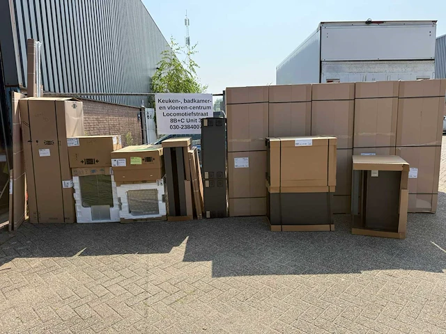Duitse keuken antraciet lak mat eilandkeuken - afbeelding 28 van  38