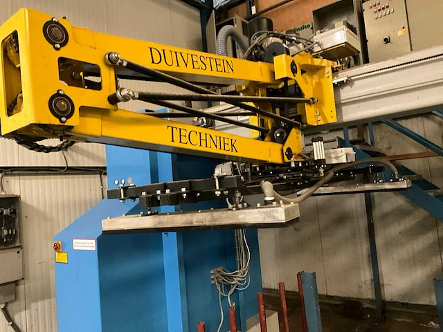Duivestein - 2000 - plaatwerk vacuümheffer, reikwijdte overspanning: 400cm, 2x vaccuumkussen 85x15cm - afbeelding 12 van  15