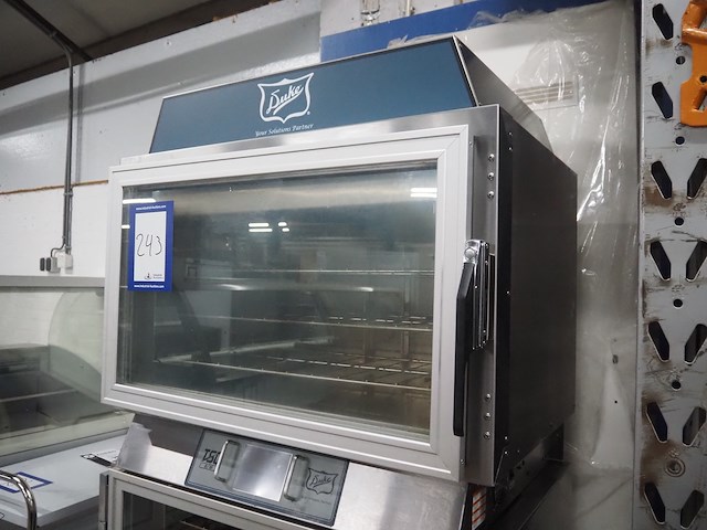 Duke - afbeelding 3 van  9