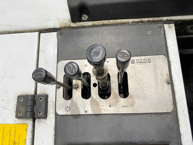 Dulevo - 2002 - 120eh - straatveegmachine - afbeelding 9 van  11