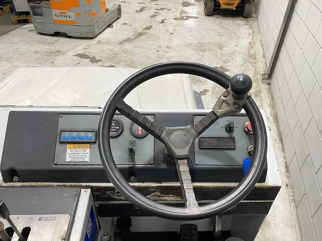 Dulevo - 2002 - 120eh - straatveegmachine - afbeelding 5 van  8