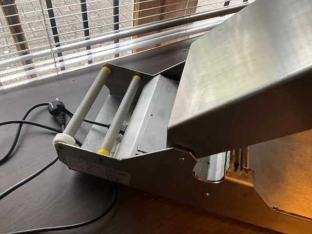 Duniform df20 sealmachine - afbeelding 2 van  5