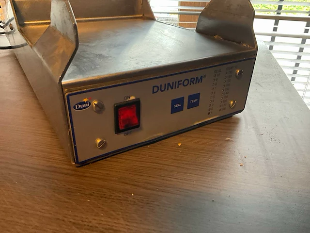 Duniform df20 sealmachine - afbeelding 4 van  5