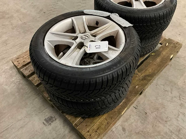 Dunlop bandenset - afbeelding 3 van  3