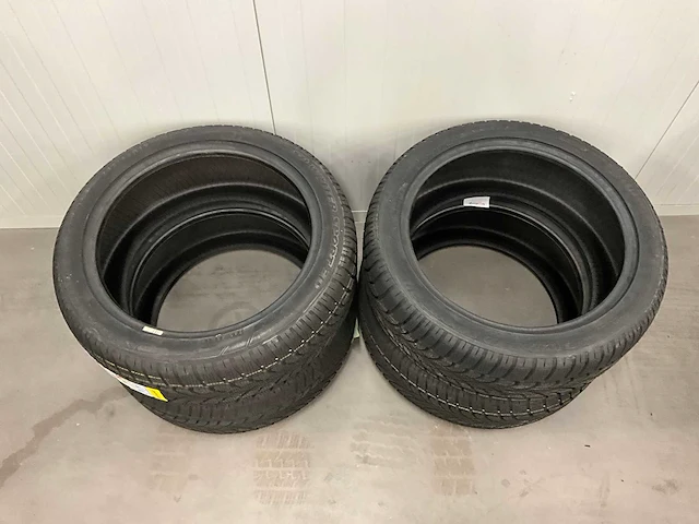 Dunlop "sp wintersport 3d" 245/45 r19 (4x) - afbeelding 7 van  7